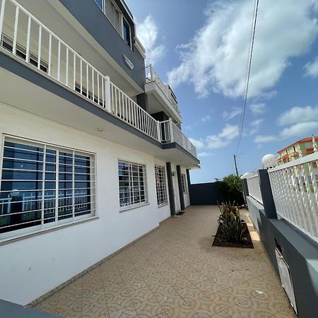 Villa Residencial Eunice プライア エクステリア 写真